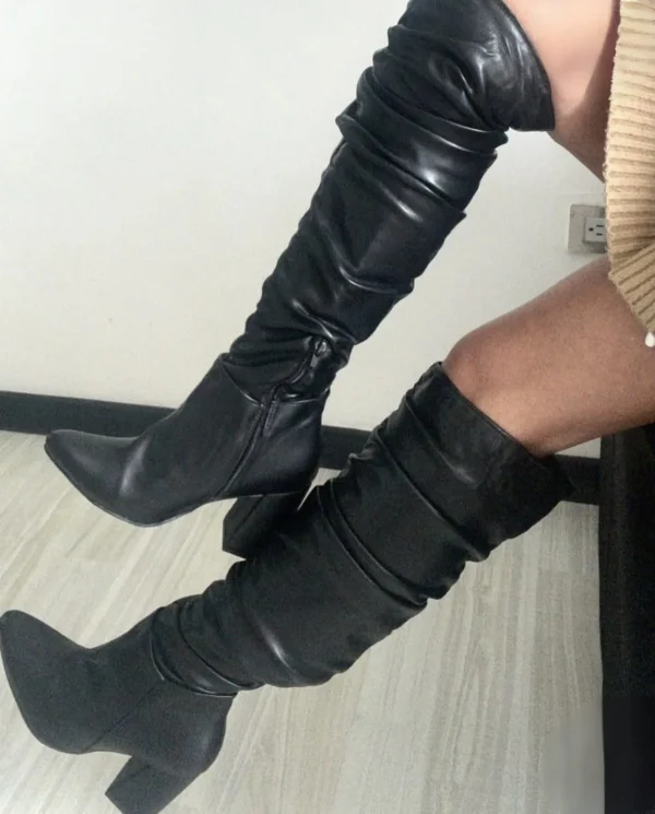 Bota Elegante Negra De Punta Fina