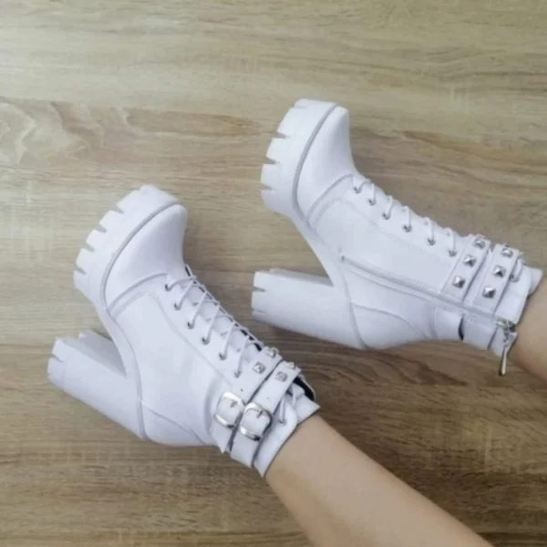 Botín Blanco Con Correas