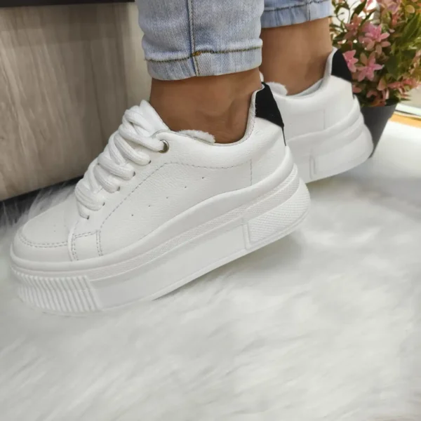 Tenis Alexander McQueen Blancos