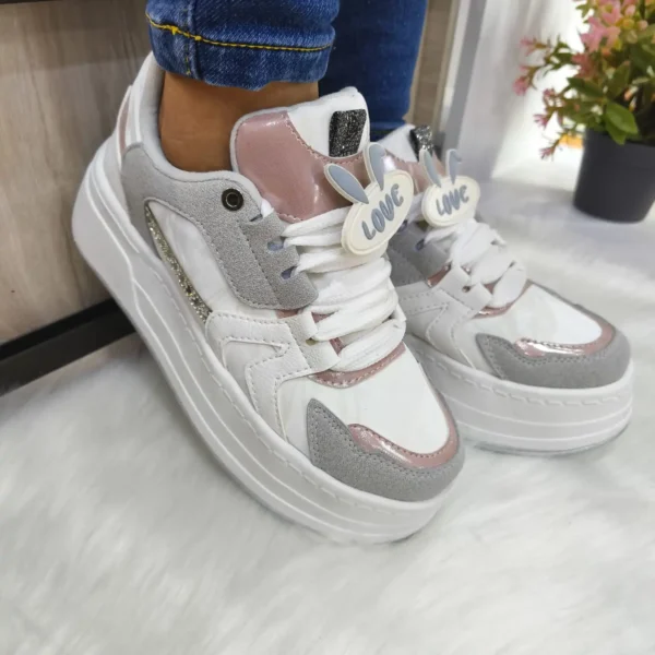 Tenis Love Rosa y Negro