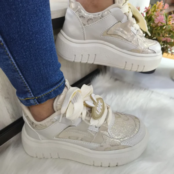 Tenis Love Beige