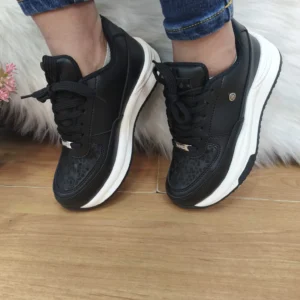 Tenis Mariposa Negra
